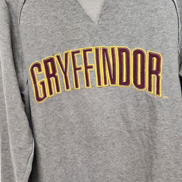 Universal Studios Harry Potter Gryffindor Sweatshirt Womens Size M Gray Pullover - Picture 4 of 11
